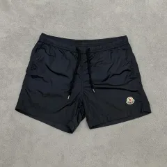 M size *正規品* モンクレール ショート スイムパンツのサムネイル