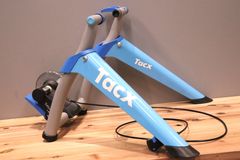 新品未使用】Tacx Flow Smart スマートトレーナー T2240 - メルカリ