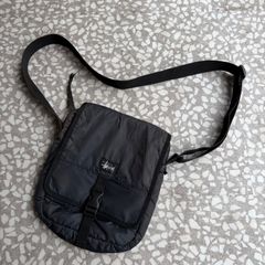 Stüssy キルティング ボディバッグ ブラック - メルカリ