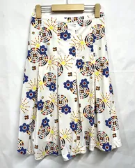 KARL LAGERFELD｜カールラガーフェルド 花柄 プリーツ スカートのサムネイル