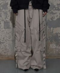 UNITEDTOKYO サテンワークパンツ - メルカリ