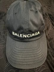 BALENCIAGA MODE 黒キャップと保存袋セット - メルカリ
