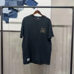 (110) NEW ERA ニューエラ ニューヨーク・ヤンキース 野球 ストリート バックプリント ブラック 半袖 Tシャツ