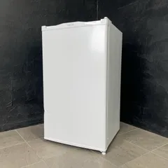 送料無料 山善 電気冷蔵庫 【中古】動作保証 YAMAZEN YFR-90 92L 2025年製 右開き 1ドア 凹みあり 054015 B/23882のサムネイル