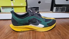 ナイキ ギャクソウ ズーム ペガサス 35 ターボのサムネイル