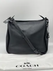 【美品】COACH コーチ Cチャーム付き レザー ショルダーバッグ P2866