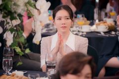 滝沢眞規子金子綾着用Bottega Veneta スモールドロップピアスボッテガ
