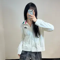 ナイキ 白 ジャージ