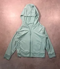ユニクロキッズ120エアリズムUVカットメッシュパーカ長袖ジップアップ男の子女の子UNIQLO緑ミントグリーンパステルカラー薄手羽織り日焼け防止熱中症対策冷房対策速乾ストレッチ通学通園公園着フード付きメッシュパーカーKIDS