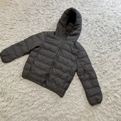 【美品】 UNIQLO ユニクロ ユニクロキッズ 撥水 防寒 ライトウォームパデットパーカ ダークグレー 140 キッズ 409219 2018年 冬
