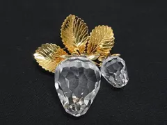 ■美品■ SWAROVSKI スワロフスキー クリスタル イチゴ ピンブローチ ピンバッジ アクセサリー レディース ゴールド系×クリア DN3596