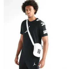 ナイキ Nike ジョーダン Air Jordan by NIKE Crossbody Bag ダッフルバッグ（White） クロスボディバッグ ショルダーバッグ ウエストポーチ ウエストバッグのサムネイル