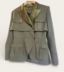 正規品 カーキ色 ポケット シルク ジャケット balmain ほぼ新品のサムネイル