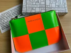 コム・デ・ギャルソン (COMME des GARCONS) FLUO STARSHIP SQUARE (スタシ) コインケース SA8100FS ORANGE GREENのサムネイル