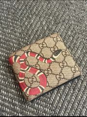 GGパターン 蛇デザイン 二つ折り財布 - メルカリ