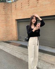美品 2023SS ドゥーズィエムクラス ホワイトタックバギーデニムパンツ
