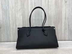 新品！ 完売品！ 大峽製鞄 トートボストン クオン ブラック - メルカリ