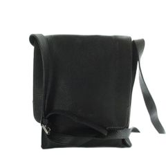 GIORGIO ARMANI レザー ショルダーバッグ ブラック - メルカリ