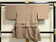 528B【アンティーク着物】男物着物ベージュ系 無地 地紋あり 袷（あわせ）リメイク素材にも