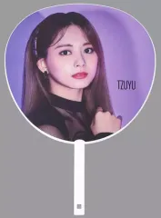【中古】うちわ ツウィ TOKYO DOME うちわ 「TWICE WORLD TOUR 2019 ”TWICELIGHTS” IN JAPAN」