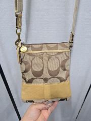 美品 COACH コーチ ミニショルダーバッグ ボディクロスバッグ 茶 2905 