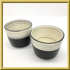 【未使用】保管品 信楽焼 奥田章 TSUBO-BUN 壺文製陶 文五郎窯 作家物 刷毛目 そば猪口 そばちょこ 蕎麦猪口 マルチカップ フリーカップ 湯呑み 湯飲み ぐい吞み 小鉢 茶器 酒器 和食器 モダン おしゃれ 食器 陶器製 ツートンカラー 2客セットのサムネイル