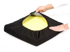 特殊衣料 車いすクッション用防水カバー　介護用品のサムネイル