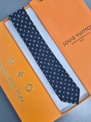 FLO〇ER【美品】LOUIS VUITTON ルイヴィトン　M77090 FLO〇ER様専用【美品】LOUIS VUITTON ルイヴィトン M77090 - メルカリ