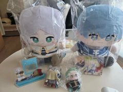 呪術廻戦 ふわコロりん メガ おすわりぬいぐるみ 五条悟 - メルカリ