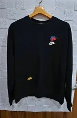 ナイキ ブラック マルチ スウッシュ スウェット Tシャツ L