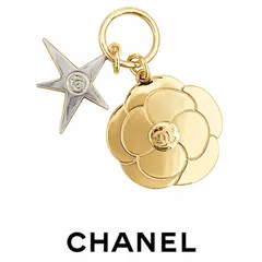 CHANEL シャネル　チャーム　カメリア