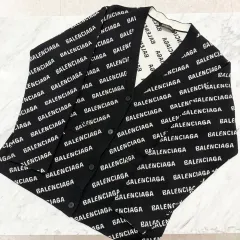 正規品 2 BARENCIAGA バレンシアガ MULTI マルチロゴ カーディガンのサムネイル