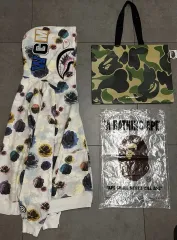 新品級) A BATHING APE アベイシングエイプ フローラル カモフラージュ バッグ シャーク ジップアップ