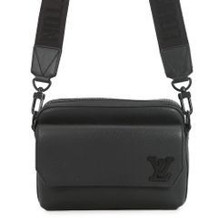 LOUIS VUITTON / タイガ アヴェニューメッセンジャーバッグ - メルカリ
