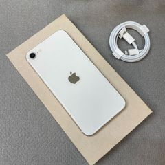 バッテリー 100% iPhone SE3 64GB スターライト SIMフリー - メルカリ