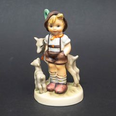 ビングオーグレンダール 2001年 少女 兎 うさぎ フィギュリン ビングオーグレンダール 2001年 少女 兎 うさぎ フィギュリン | Mercari