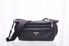 正規店購入品》PRADA プラダ クロシェxレザー ミニバケットバッグ 
