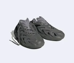 (新品) adidas アディダス アディフォームQ グレー 225mmのサムネイル