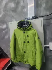 THE NORTH FACE ザノースフェイス ハイベント キッズ ダウン サイズ 140