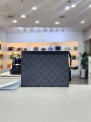 良品》 LOUIS VUITTON クラッチバック ポシェット・ヴォワヤージュ 