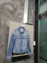 ZADIG&VOLTAIRE ザディグ・エ・ヴォルテール デニムジャケット 正規品 Sサイズのサムネイル