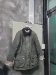 BARBOUR バブアー ベイズリー リー ワック ジャケット UK8のサムネイル