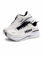 HOKA SKY FLOW スニーカー 7.5B ブラック/ホワイト - メルカリ