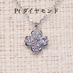 K18WG✨ダイヤ0.20ct✨お花モチーフ✨ダイヤネックレス✨プチっと 