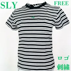 SLY スライ ボーダー柄 半袖Tシャツ ロゴ刺繍 グリーン ホワイト ブラック 白 黒 コンパクトシルエット フリーサイズ コットン100％【000060】のサムネイル