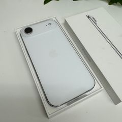 美品iPhoneAir256GBスカイブルー100%充放電回数6月1日現在75回