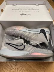 ◇本日限定価格 NIKE サブリナ 3 ミントフォーム US W9 日本未発売