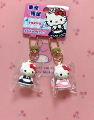 希少 ハローキティ キーホルダー レストラン限定販売 ウエイトレス