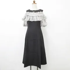 ナチュラルビューティーベーシック NATURAL BEAUTY BASIC アプレジュール apres jour アクセサリー ネックレス ワンピース ロング ショルダーカット フリル 丸首 フレア 黒 グレー ブラック Fのサムネイル