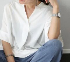 新品タグ付き》Mila owen タックデザインボリュームスリーブブラウス 